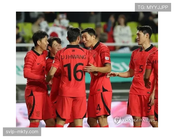 孙兴慜与郑想宾赛后交换球衣 温馨一幕成社交媒体热点